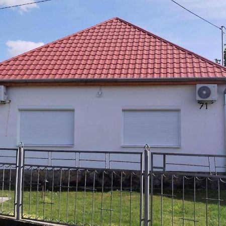 Valentina Apartman Balatonmáriafürdő 외부 사진