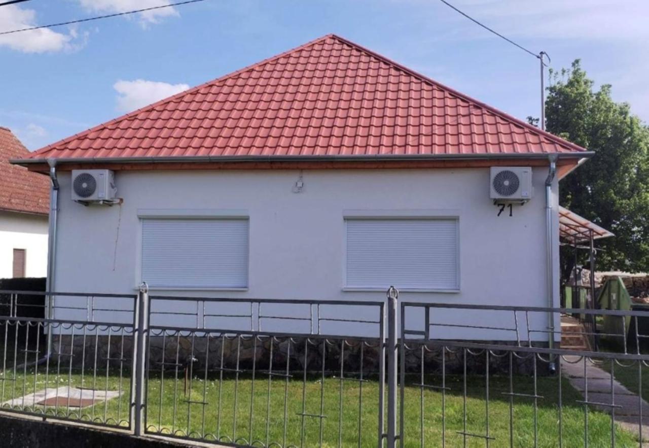 Valentina Apartman Balatonmáriafürdő 외부 사진